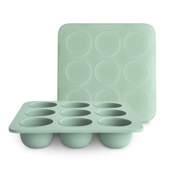 Mushie Green silicone freezing tray 840355800807